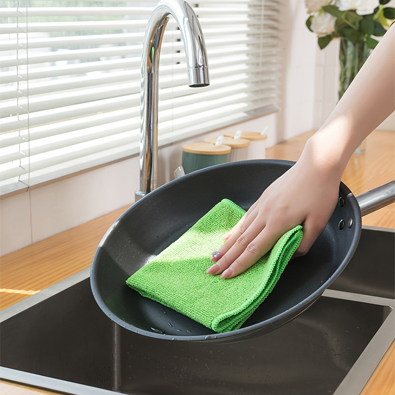 1/5/10pcs, Microfiber Cleaning Cloth, Dishwashing Cloth, Multifunctional Cleaning Towel, Household Rag, Kitchen Bathroom Cleaning Towel, Durable Absorbent Towel, Easily Remove Stains And Grease, Cleaning Supplies, Cleaning Gadgets